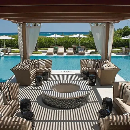 Elegant 3-Bedroom Oceanfront Condo With Great View